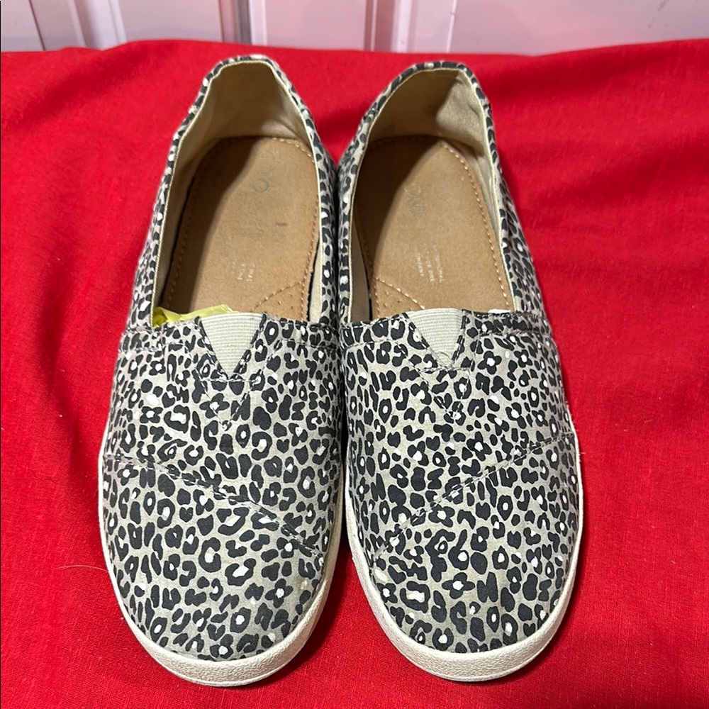 Tom’s Leopard Print Flats & Loafers
